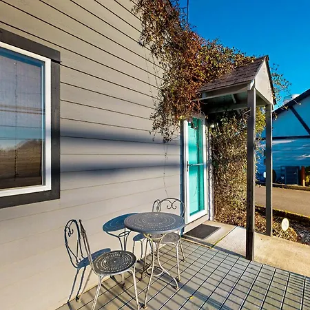 Tina'S Cottage Dundee Exterior photo